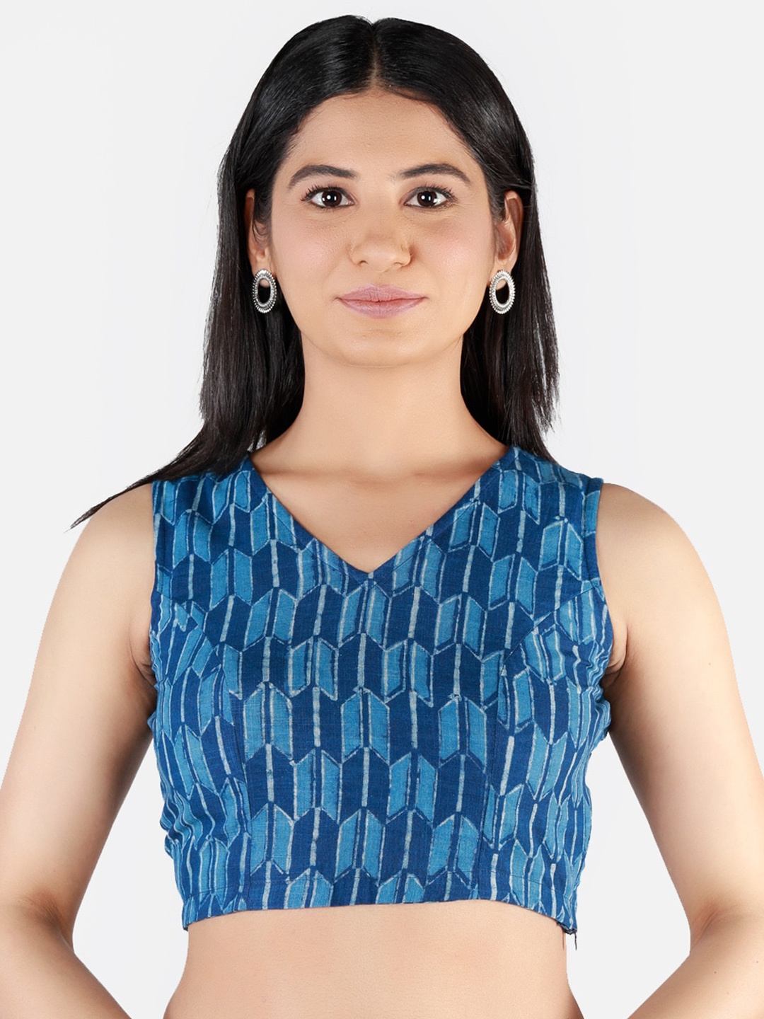 

Llajja Women Blue & White Printed Sustainable Saree Blouse