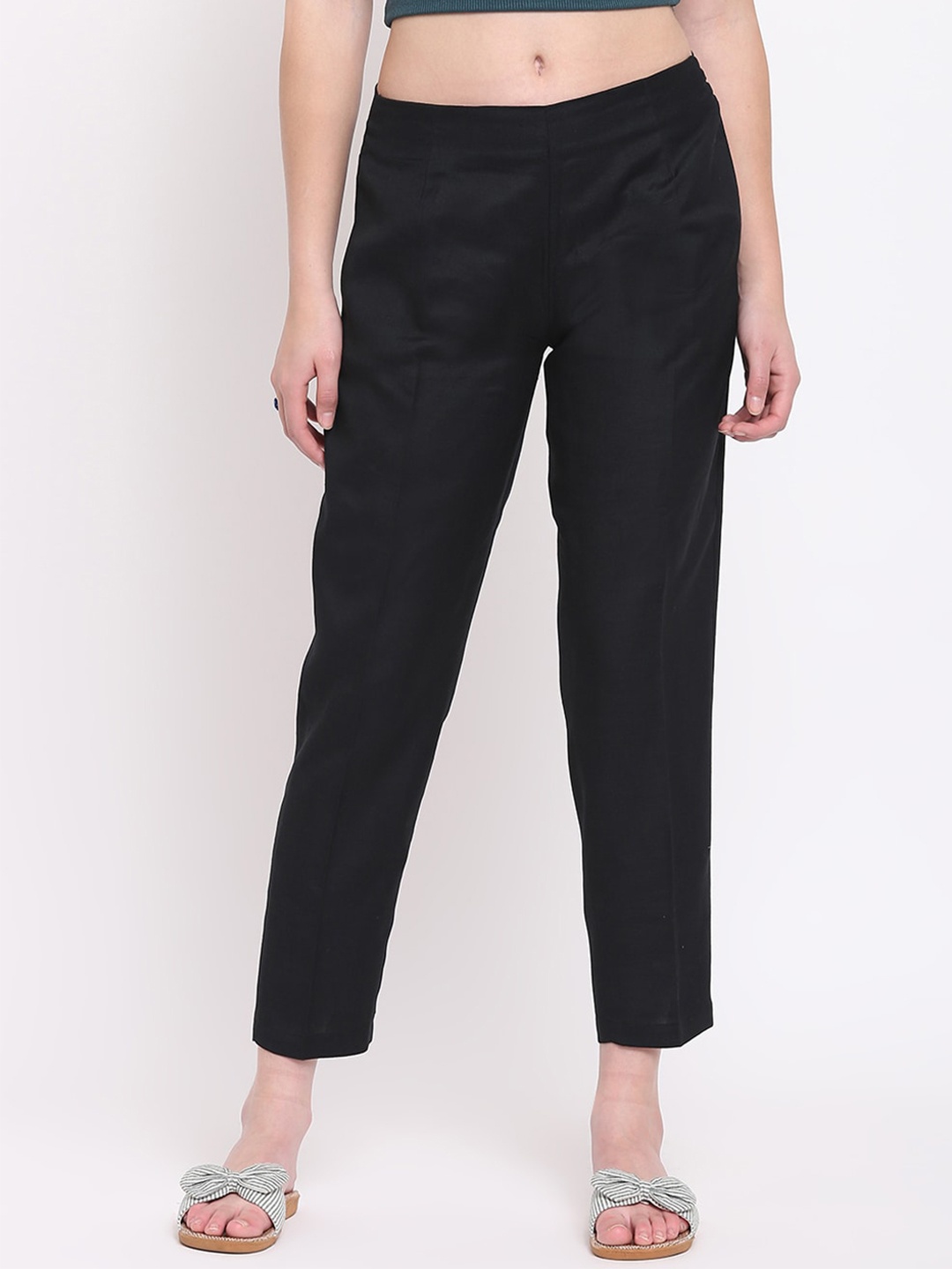 RIVI Women Black Solid Regular Fit Regular Trousers