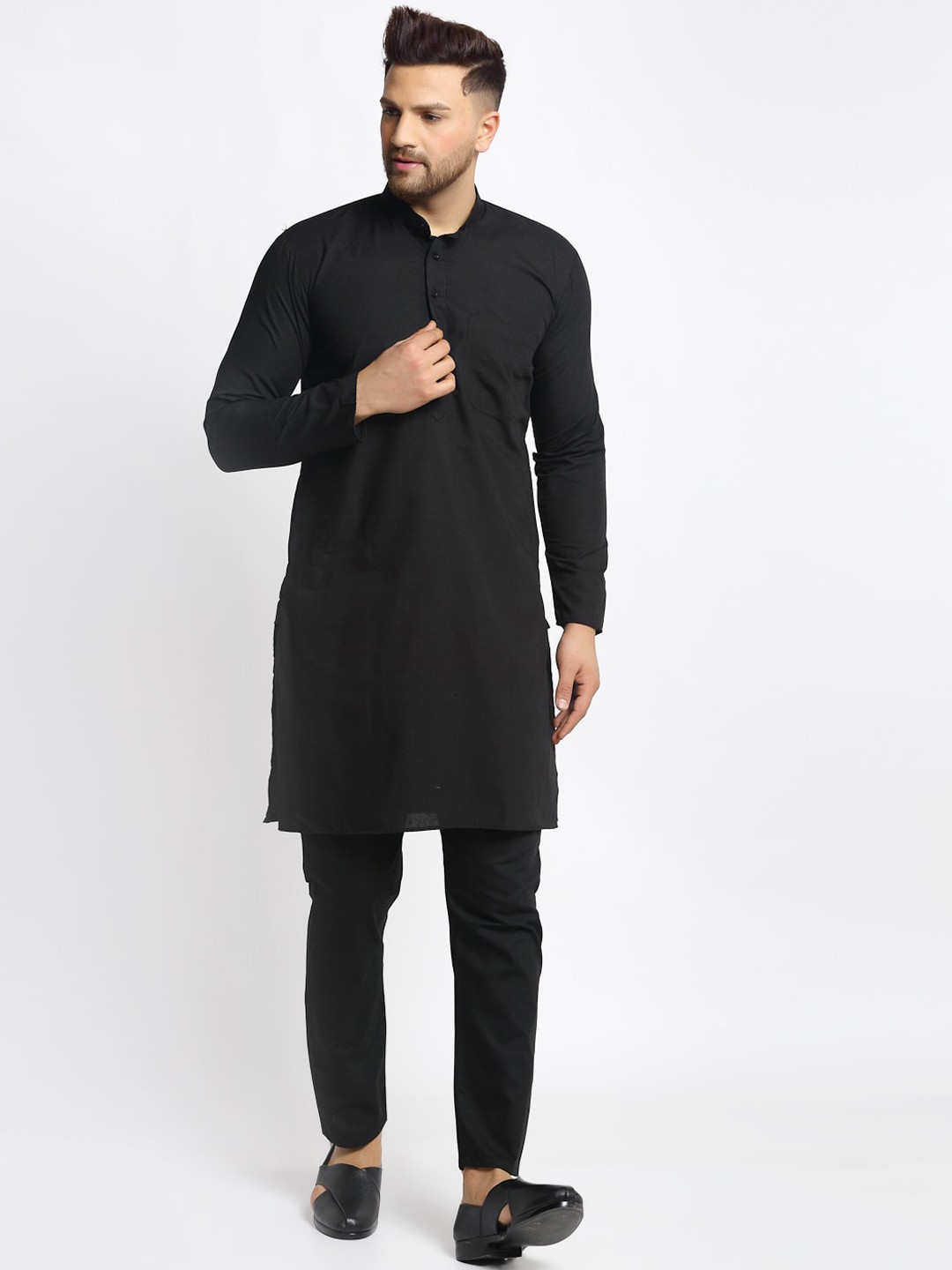 

Jompers Men Black Solid Kurta with Pyjamas