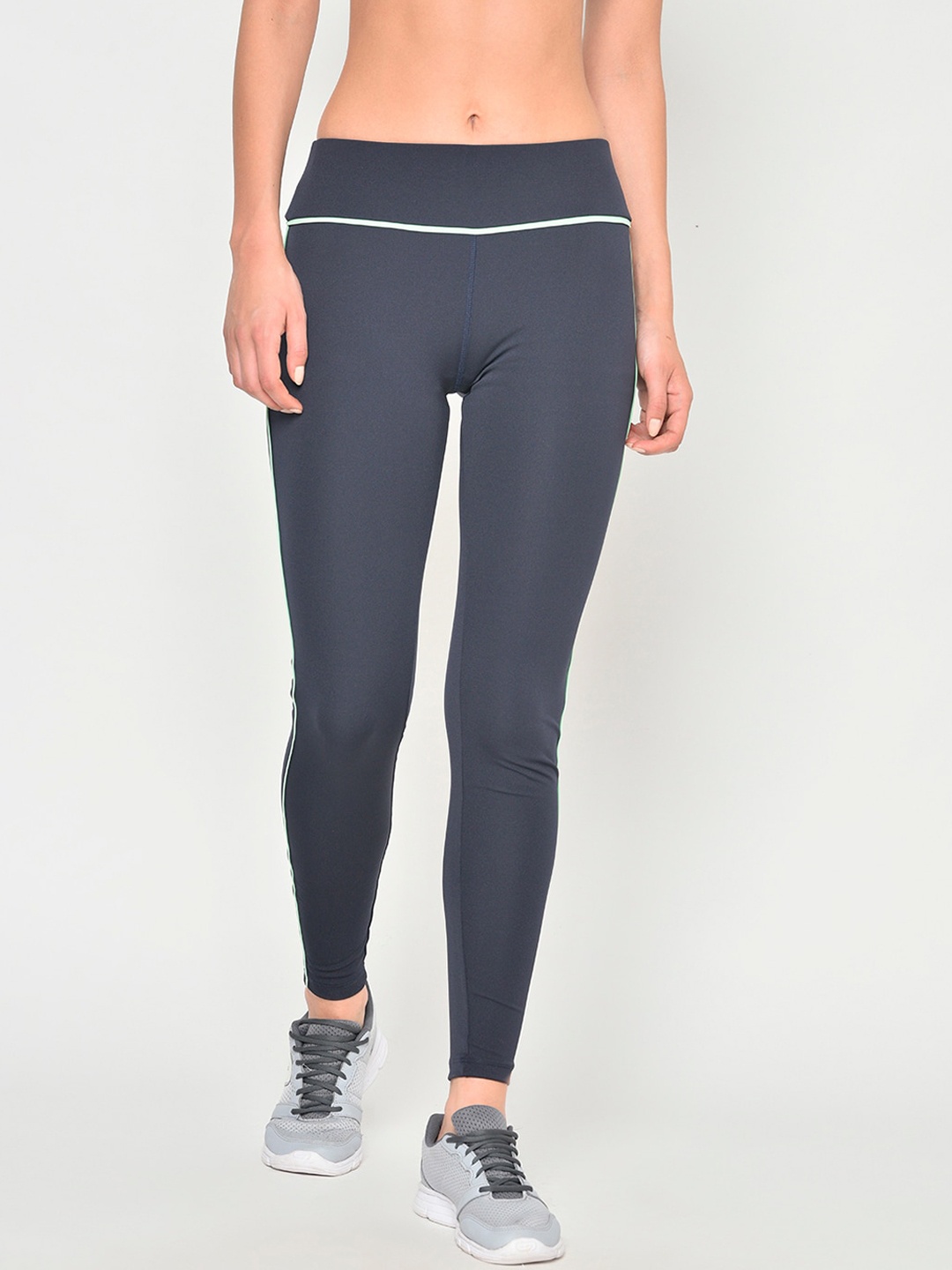 

PERFKT-U Women Blue Solid Tights
