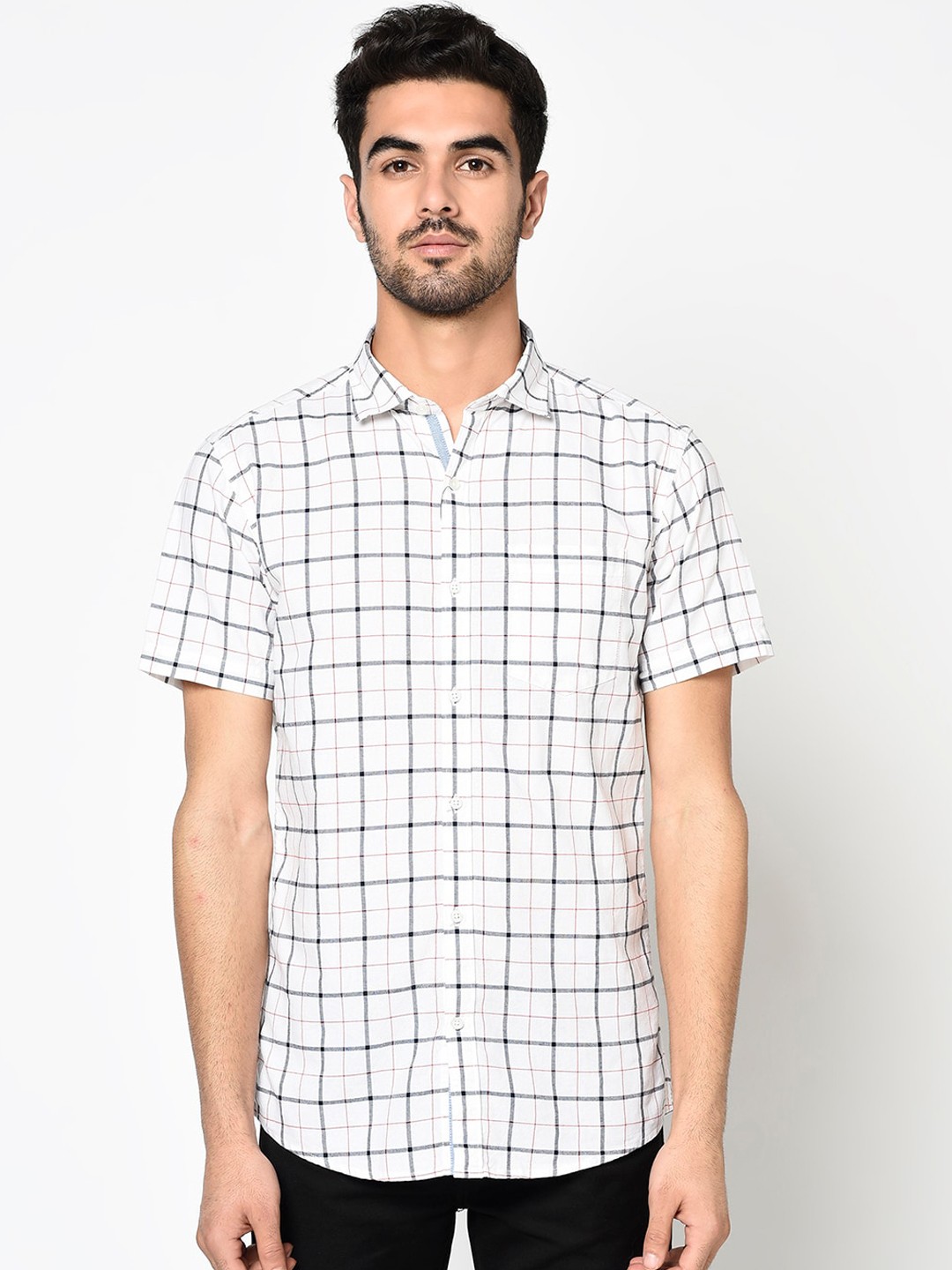 

METTLE Men White Regular Fit Checked Casual Shirt