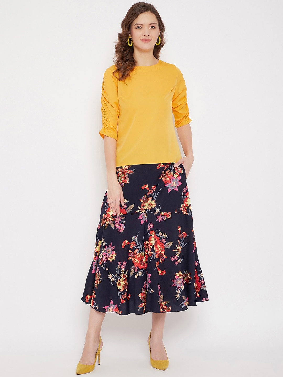 

Bitterlime Women Yellow & Navy Blue Solid Top with Floral A-Line Skirt