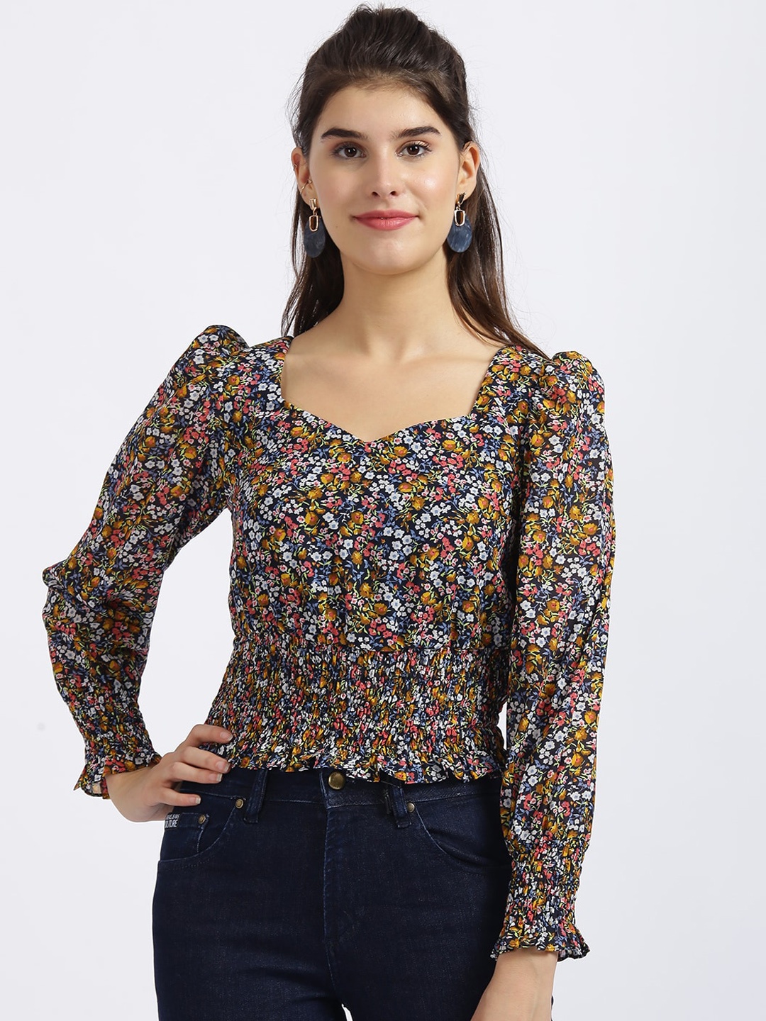 

Zink London Women Blue Floral Printed Sweetheart Neck Regular Top