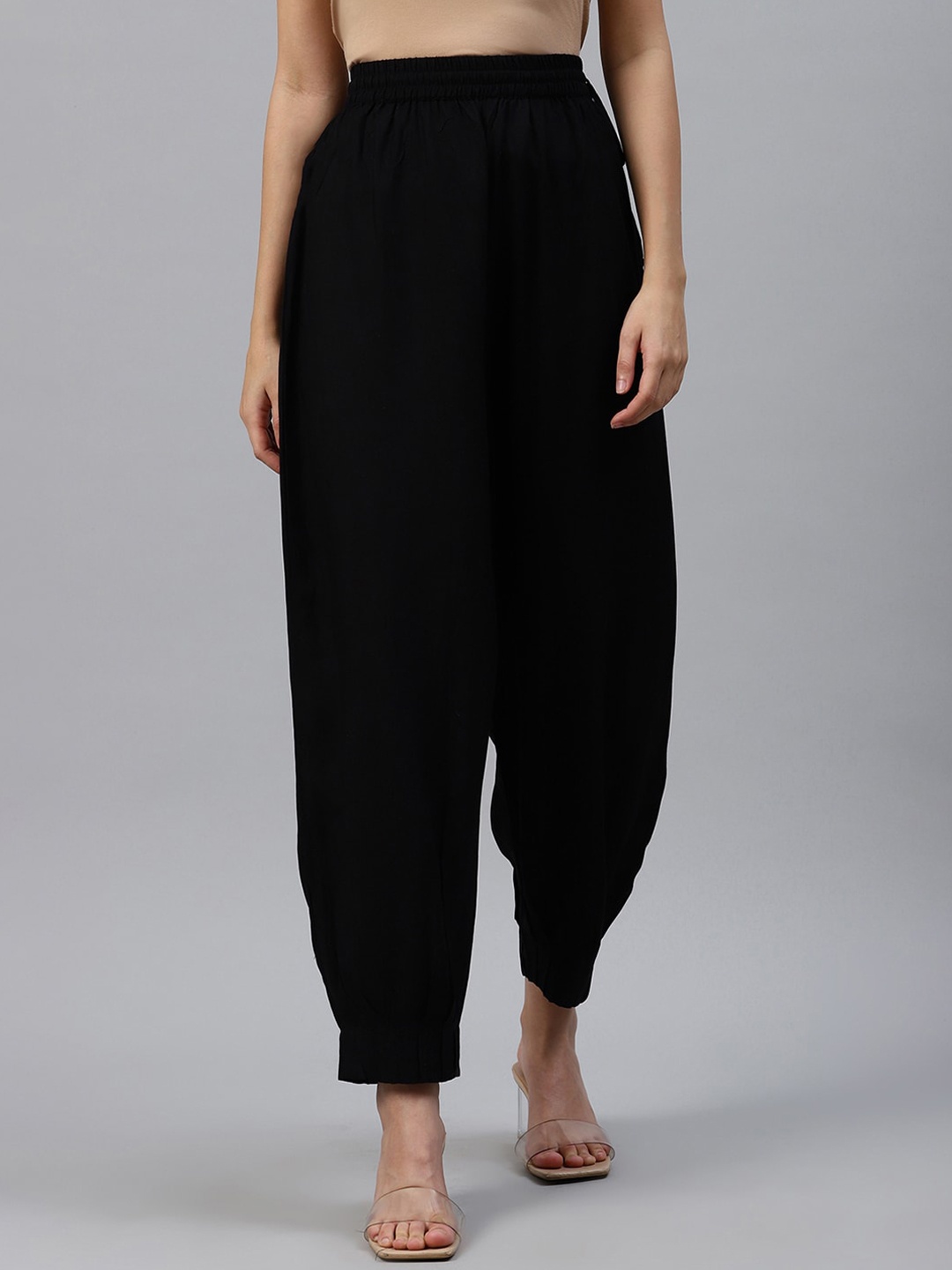 Varanga Women Black Loose Fit Solid Regular Trousers