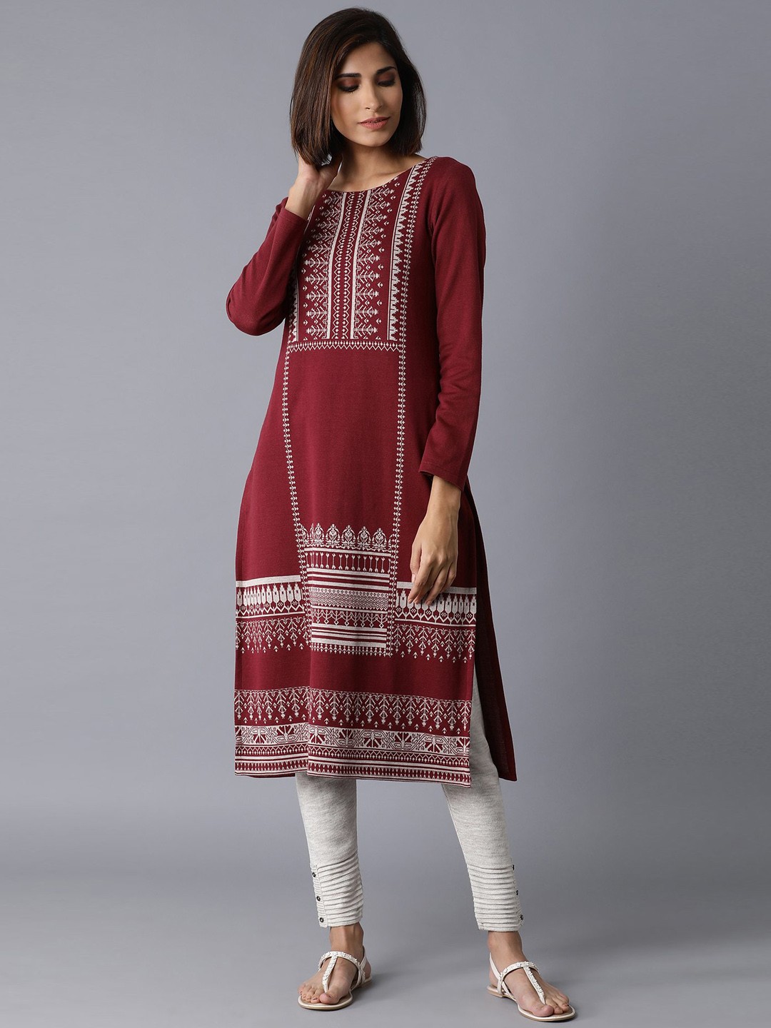 

W Women Maroon & White Geometric Printed Kurta