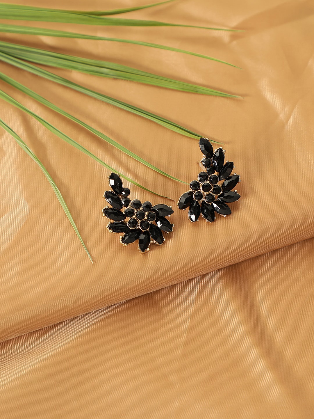 AQUASTREET Black & Gold-Toned Contemporary Drop Earrings