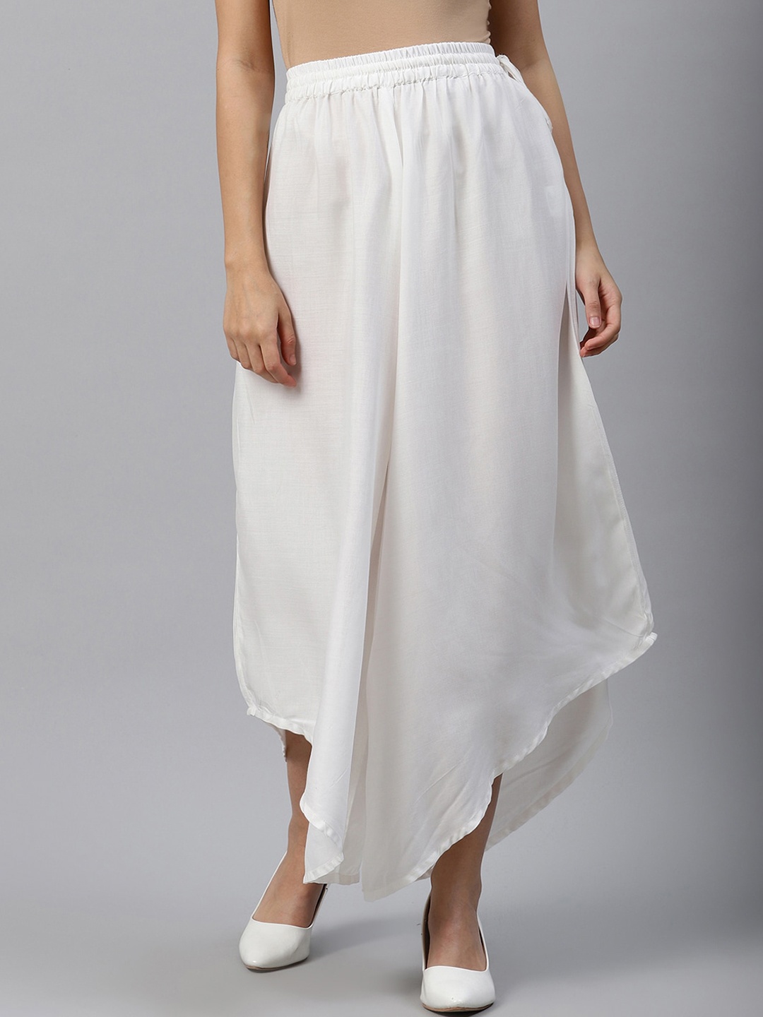 

Varanga Women White Solid Flared Palazzos