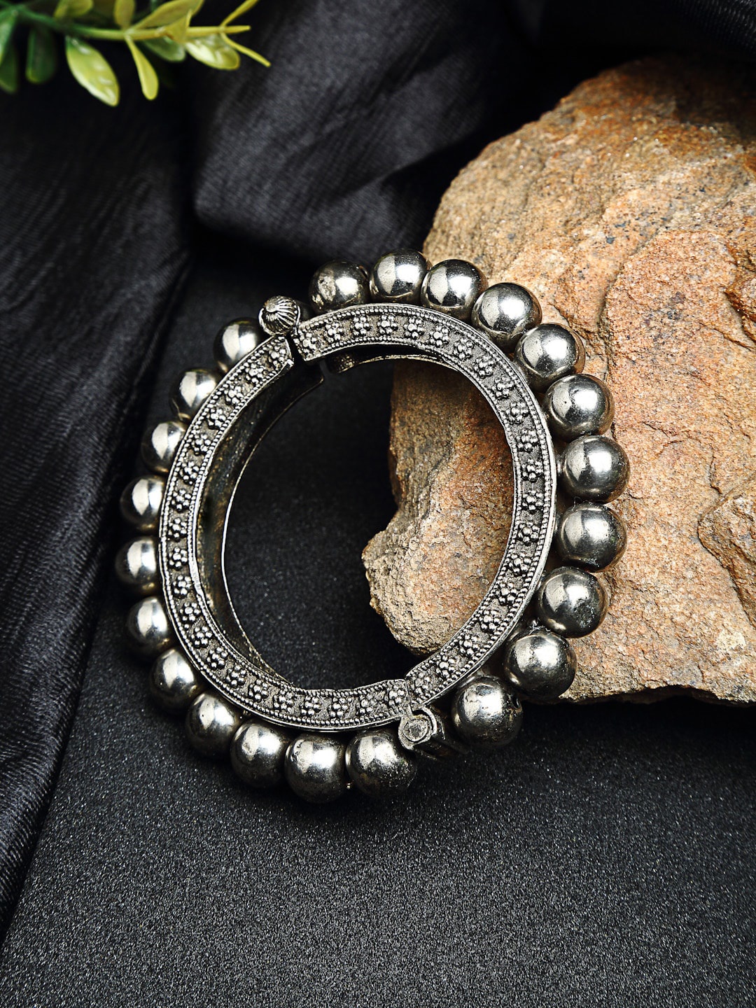 

Moedbuille Tribal Temple Design Antique Silver Plated Handcrafted Brass Bracelet