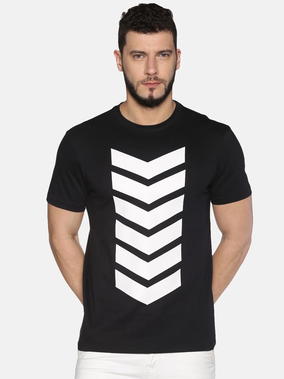

UrGear Men Black Printed Round Neck T-shirt