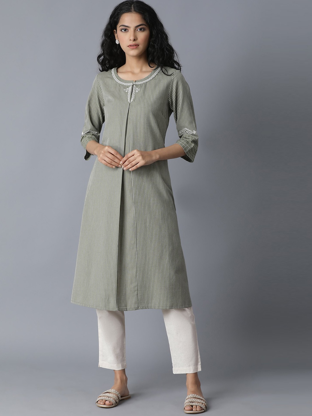 W Women Straight Cotton Kurta, Green