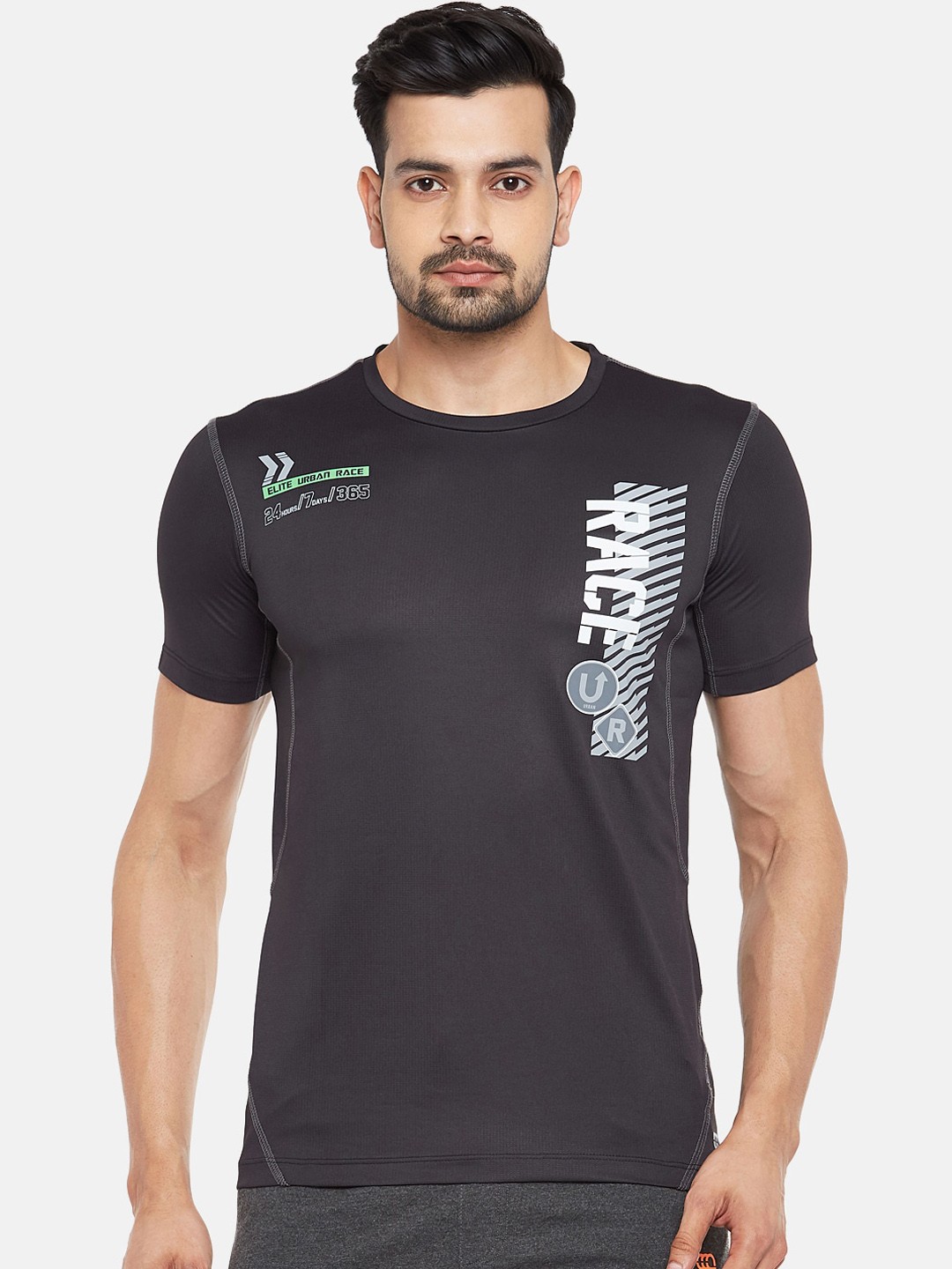

Ajile by Pantaloons Men Black & White Printed Slim Fit Round Neck T-shirt
