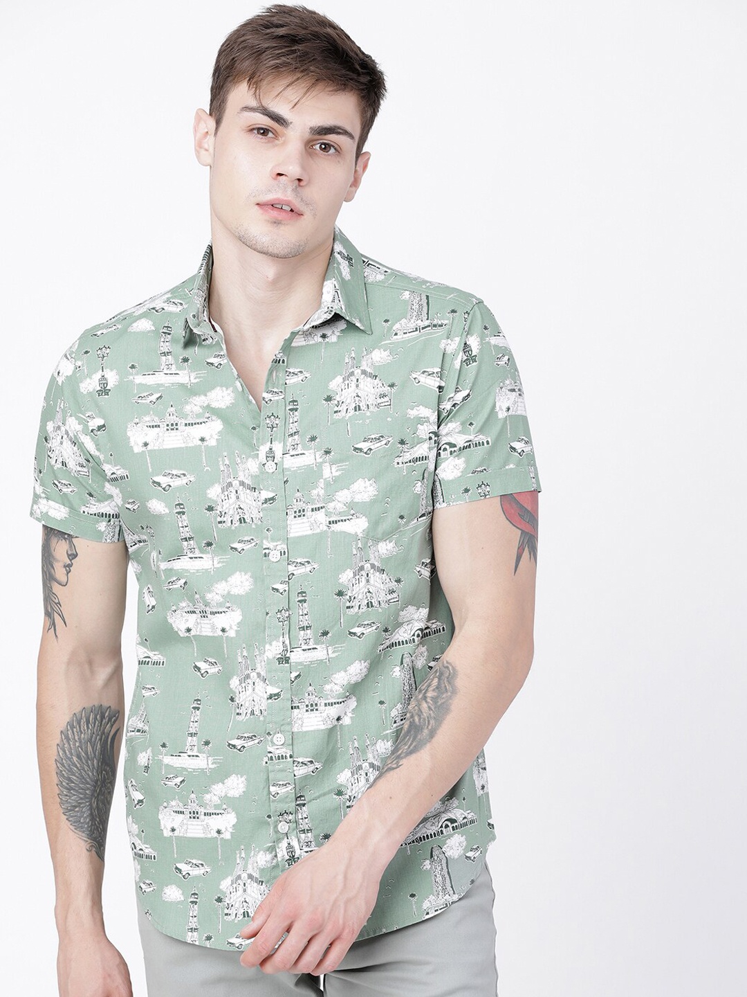 

LOCOMOTIVE Men Green & Off-White Slim Fit Printed Casual Shirt