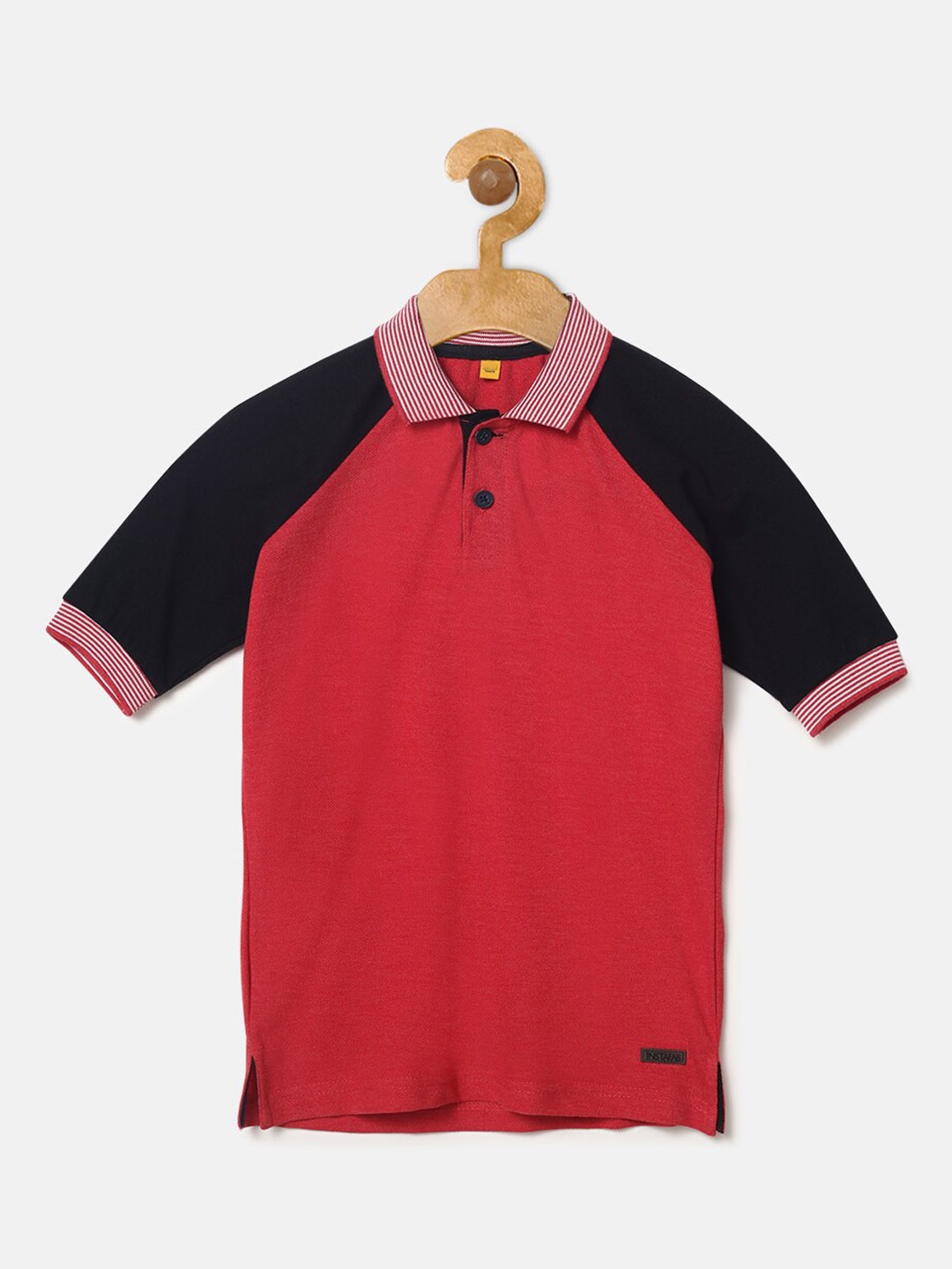

Instafab Boys Maroon & Black Colourblocked Polo Collar T-shirt