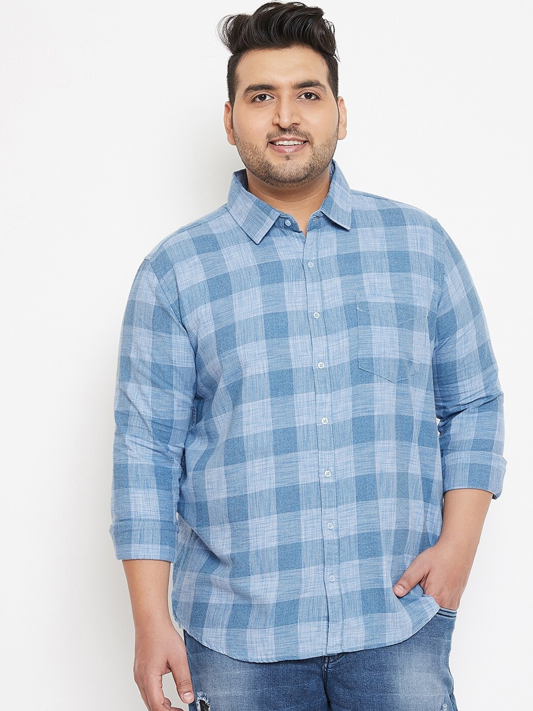 

Instafab Plus Men Blue Regular Fit Checked Casual Shirt