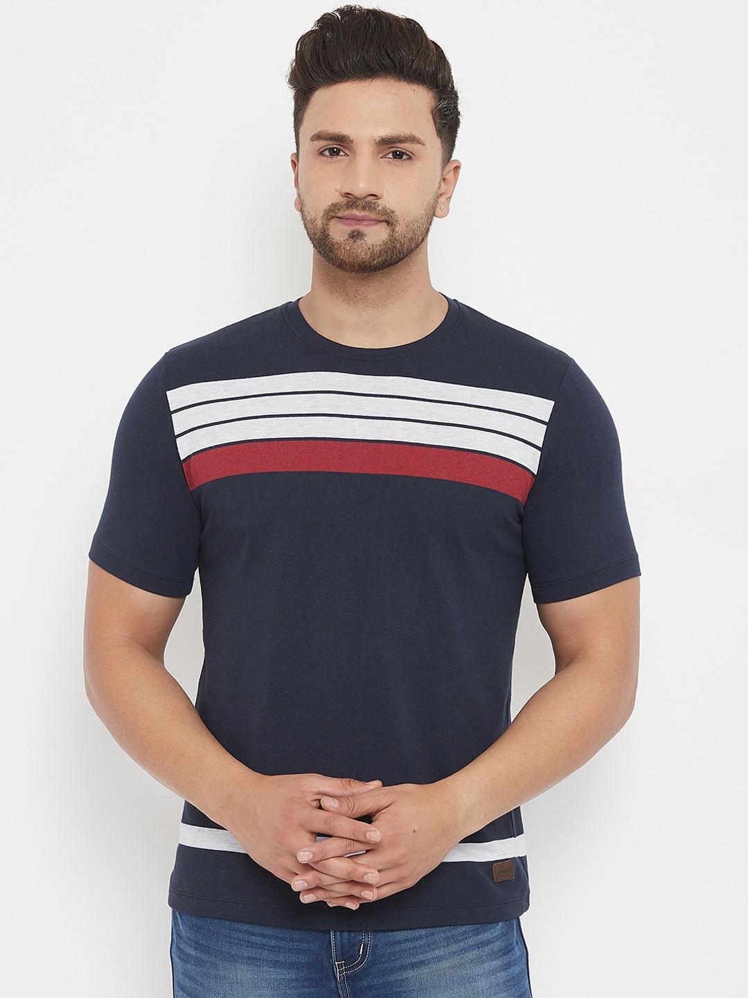 

Austin wood Men Navy Blue & White Striped Round Neck T-shirt