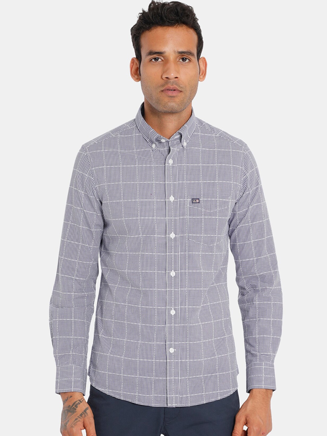 

Arrow Sport Men Navy Blue & Grey Regular Fit Checked Casual Shirt