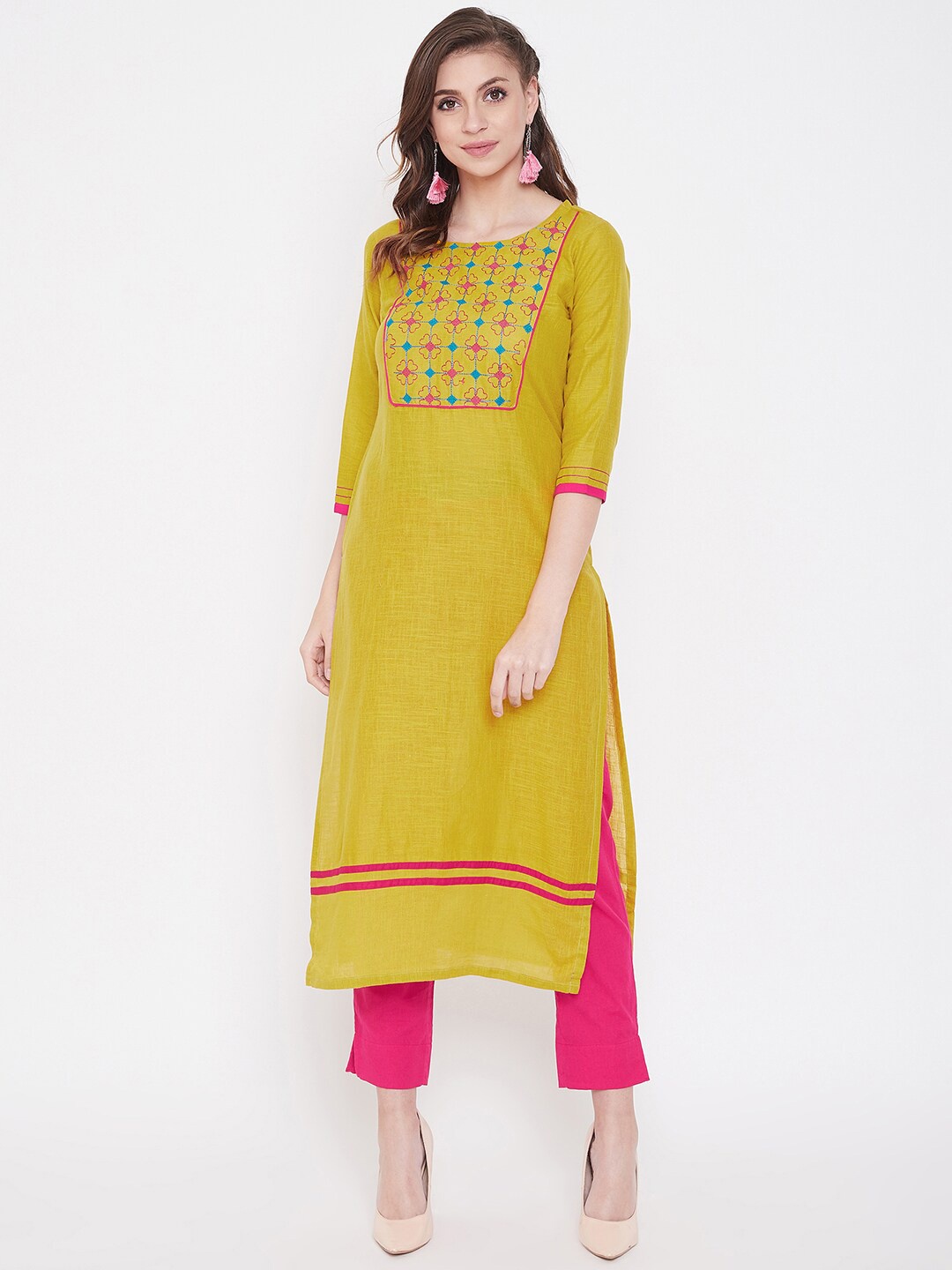 Winered Women Green Floral Yoke Design Thread Work Kurta