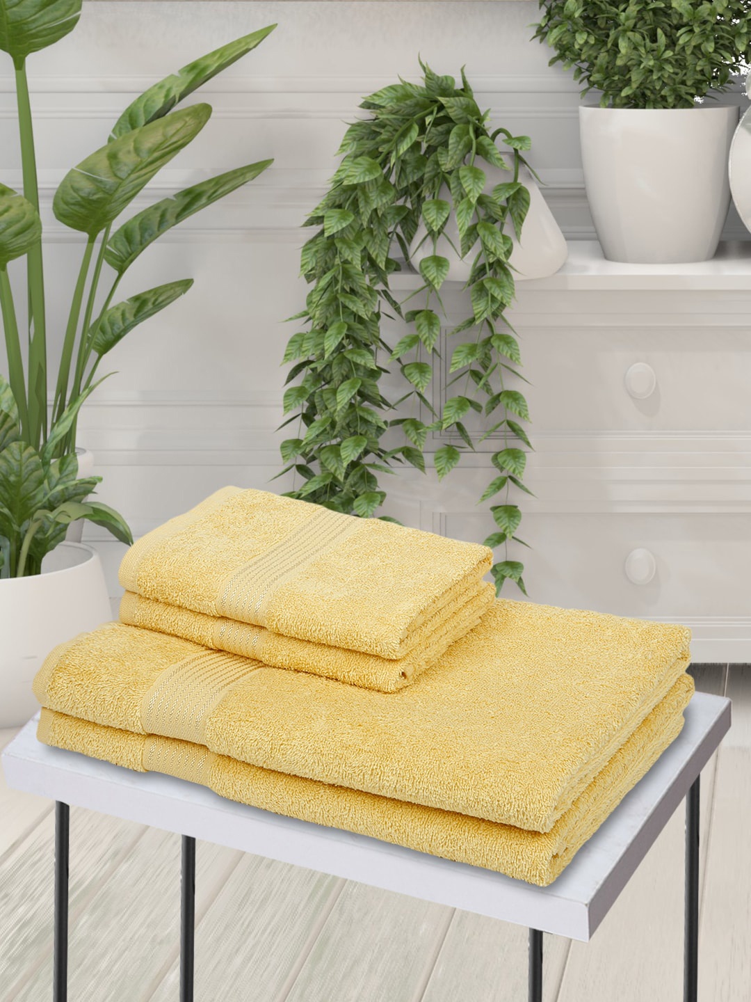 

KOPA Set Of 4 Yellow Solid 380 GSM Super-Soft Bath Towels