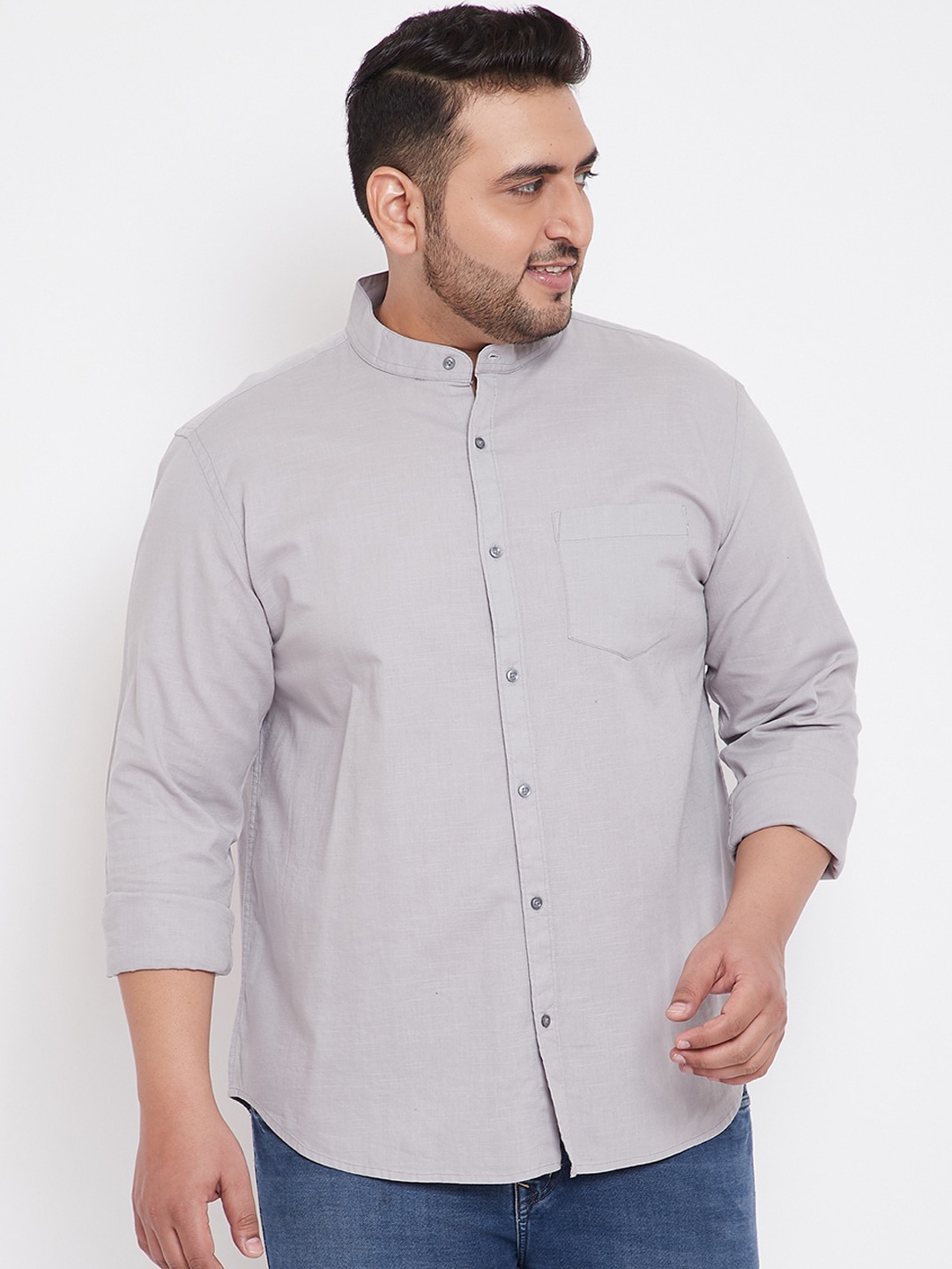 

Instafab Plus Men Grey Regular Fit Solid Casual Shirt