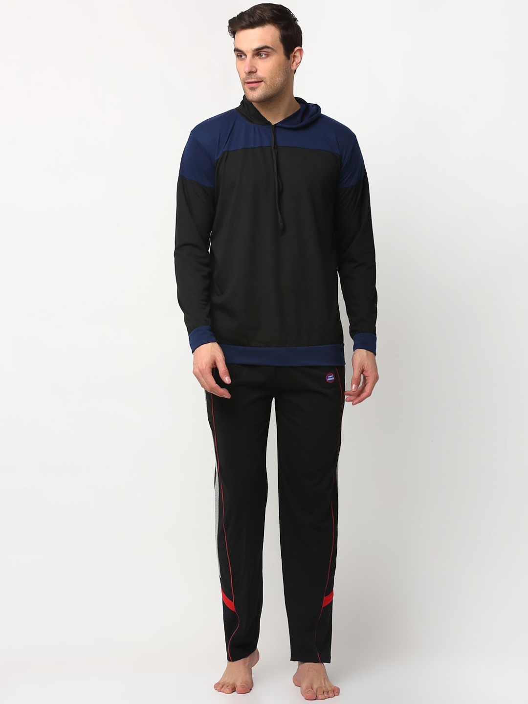 VIMAL JONNEY Men Black & Navy Blue Colourblocked Night suit