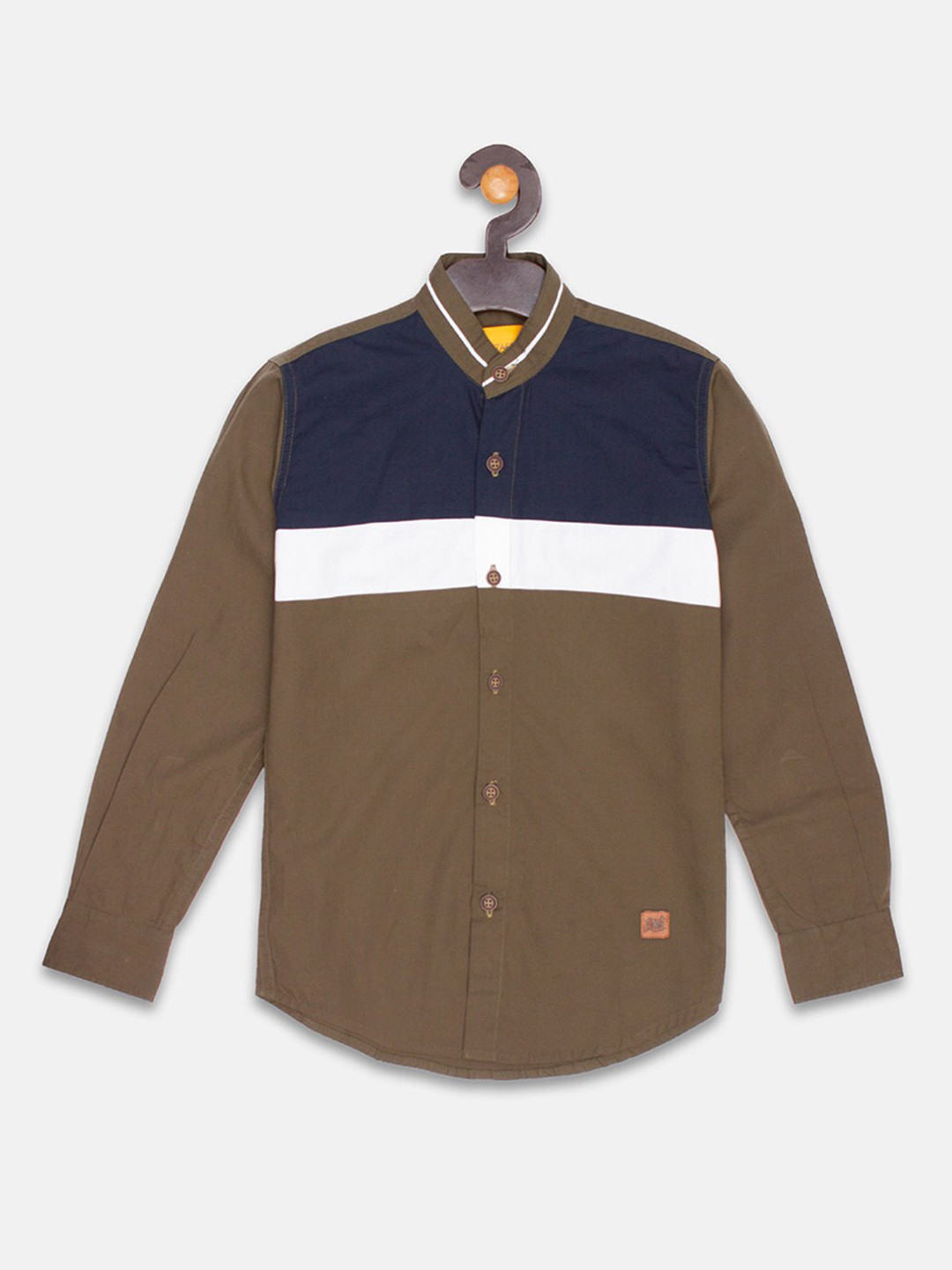 

Instafab Boys Olive Green Regular Fit Self Design Casual Shirt