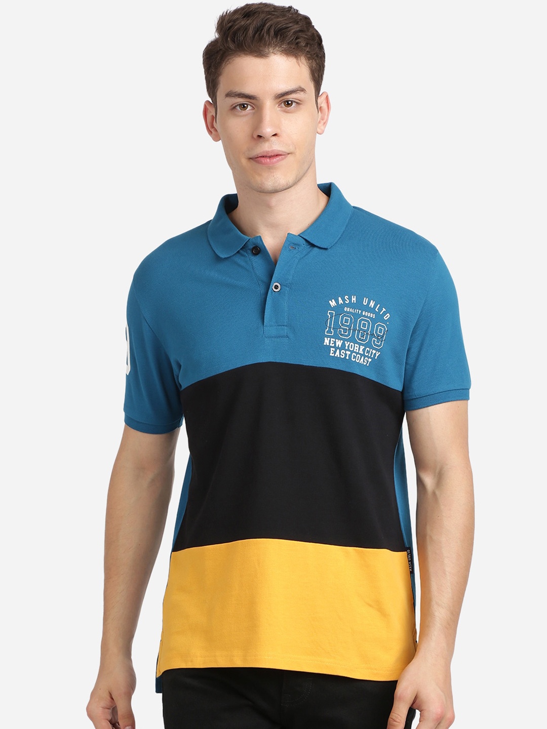 

MASH UNLIMITED Men Blue & Black Colourblocked Polo Collar T-shirt