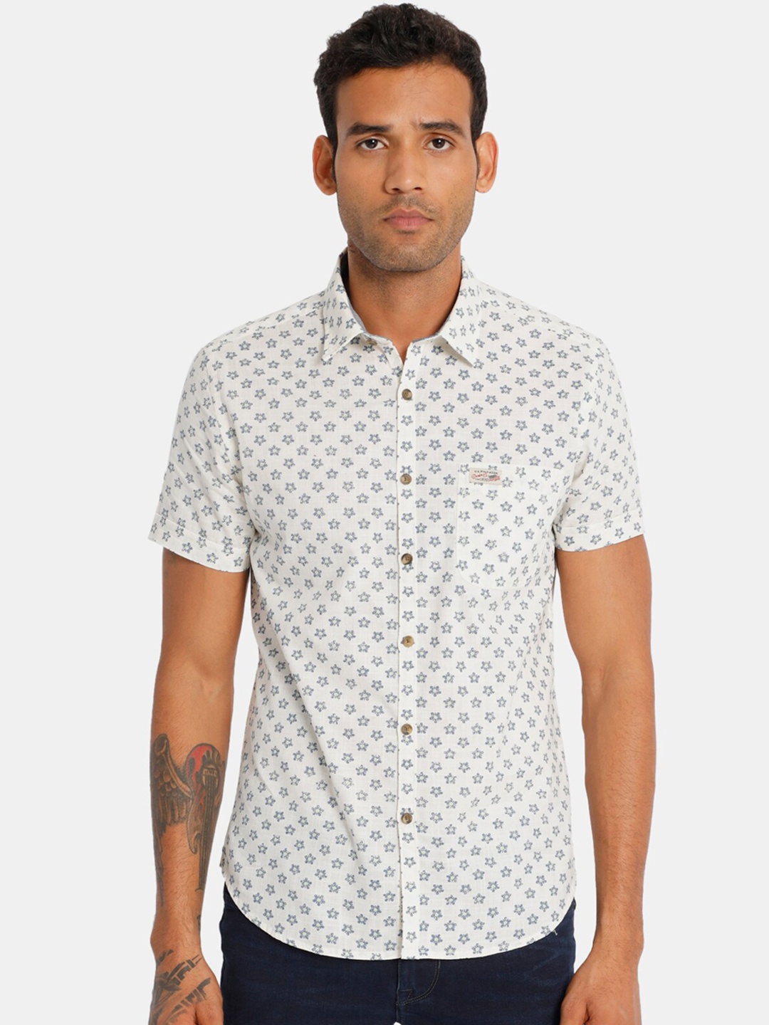 

U.S. Polo Assn. Denim Co. Men White Regular Fit Printed Casual Shirt