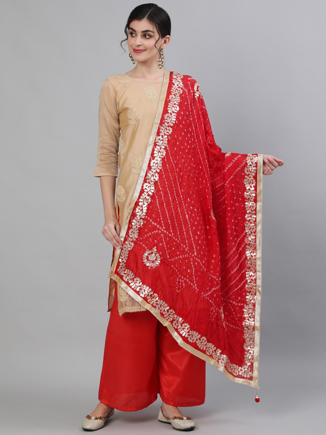 

Ishin Red & Gold-Toned Embroidered Dupatta