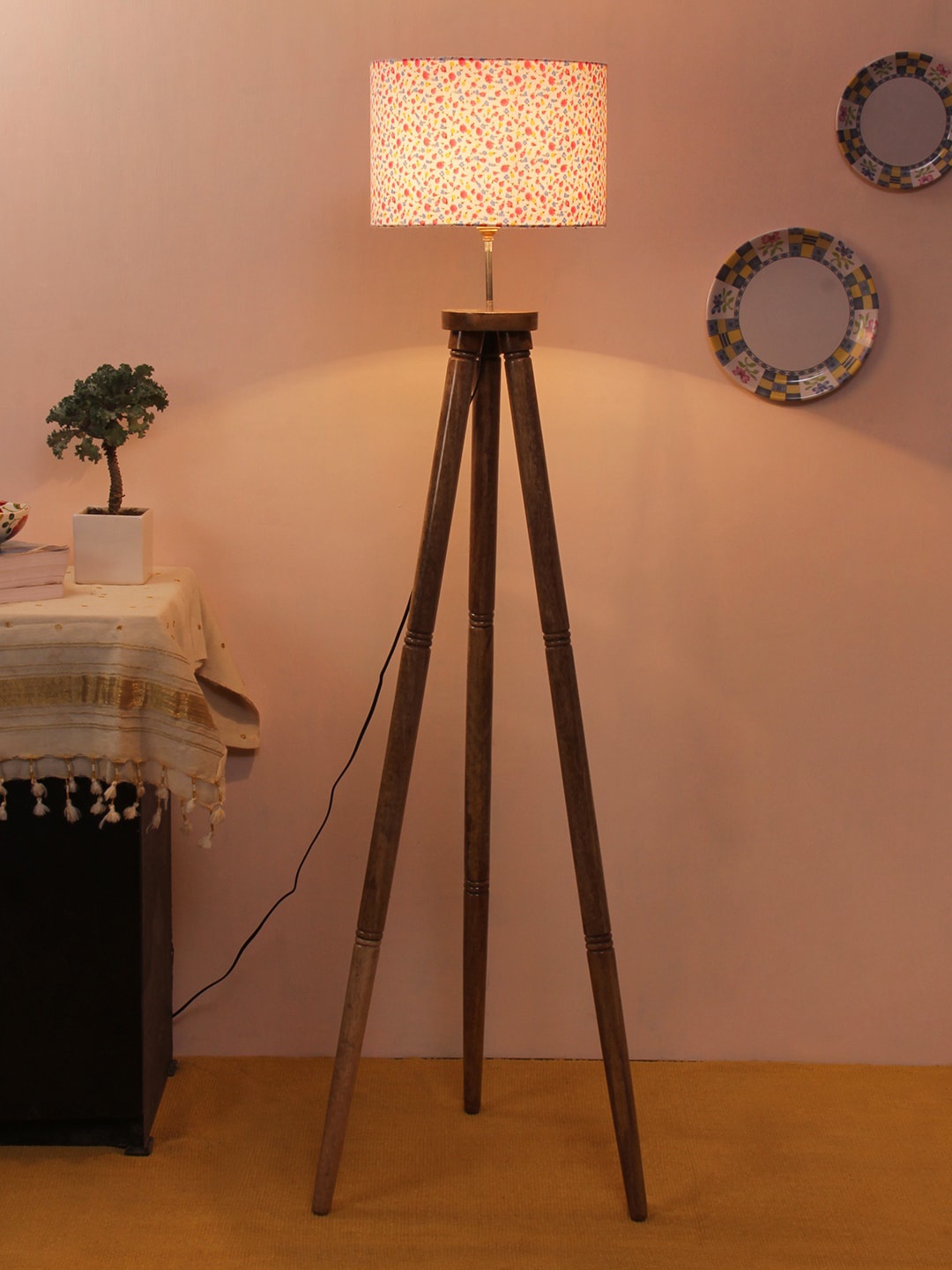 

Devansh White & Pink Printed Tripod Lamp