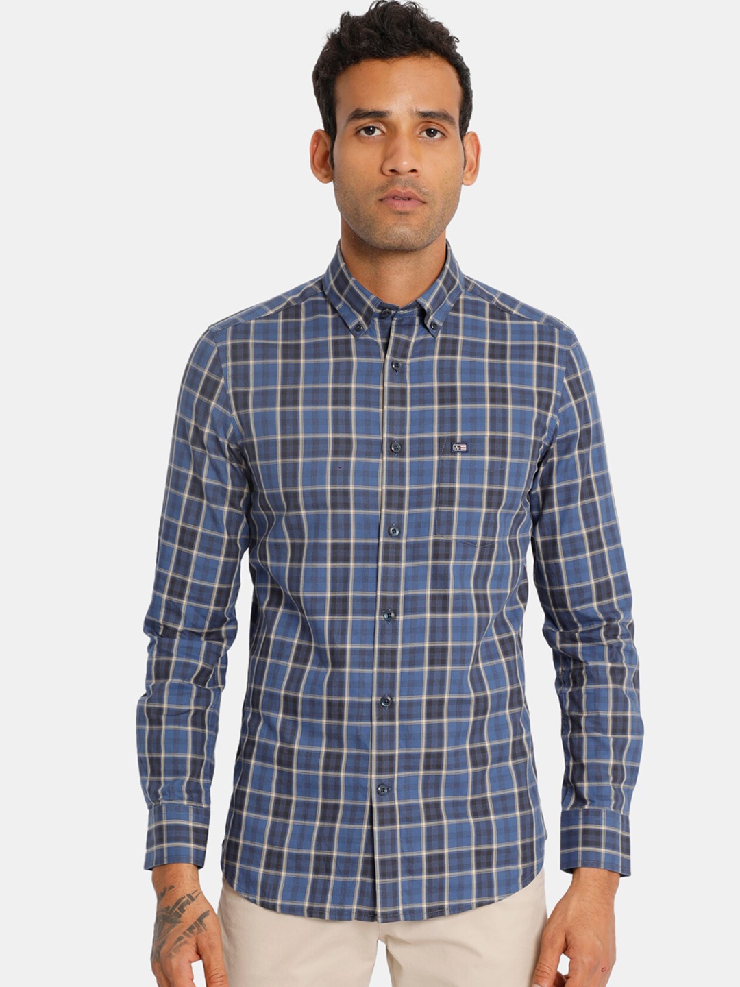 

Arrow Sport Men Blue Regular Fit Checked Casual Shirt