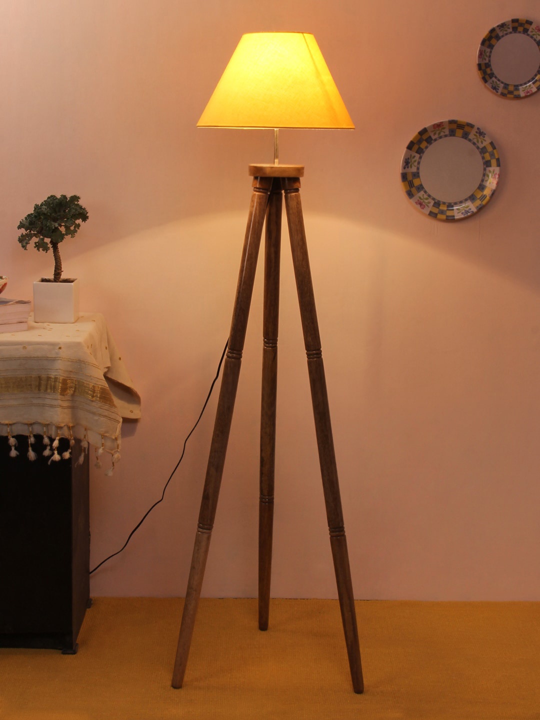 

Devansh Yellow & Brown Solid Traditional Tripod Lamp with Shade