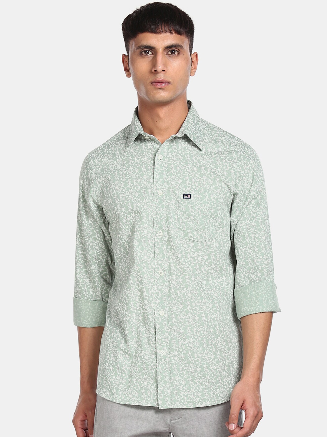 

Arrow Sport Men Green & White Regular Fit Printed Cotton Casual Shirt