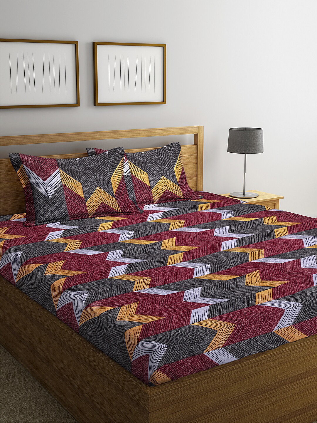 

KLOTTHE Grey & Maroon Geometric 210 TC Polycotton 1 King Bedsheet with 2 Pillow Covers