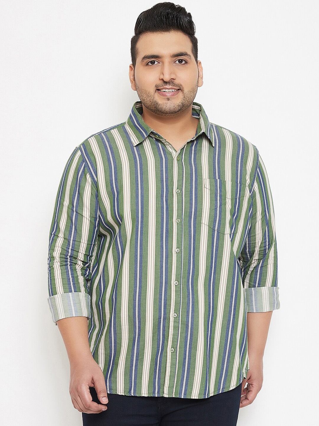 

Instafab Plus Men Green & Blue Regular Fit Striped Casual Shirt