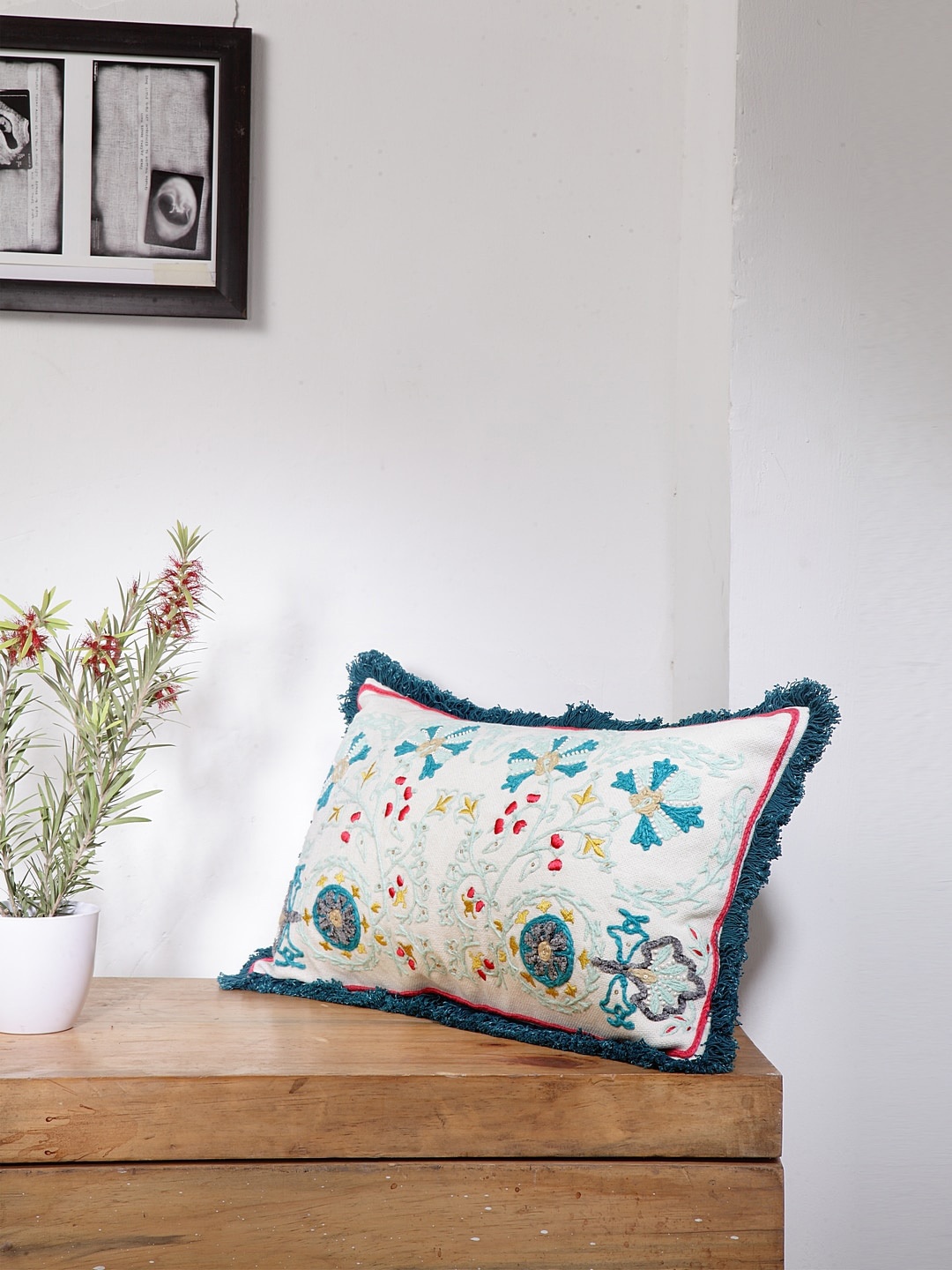 

BLANC9 Grey & Blue Single Embroidered Rectangle Cushion Cover