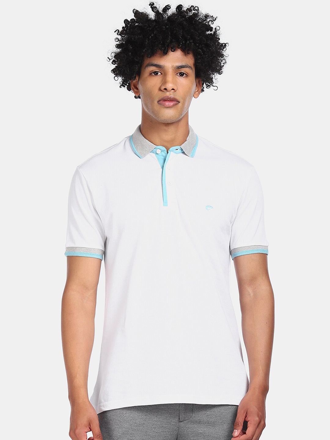 

Ruggers Men White Solid Polo Collar T-shirt