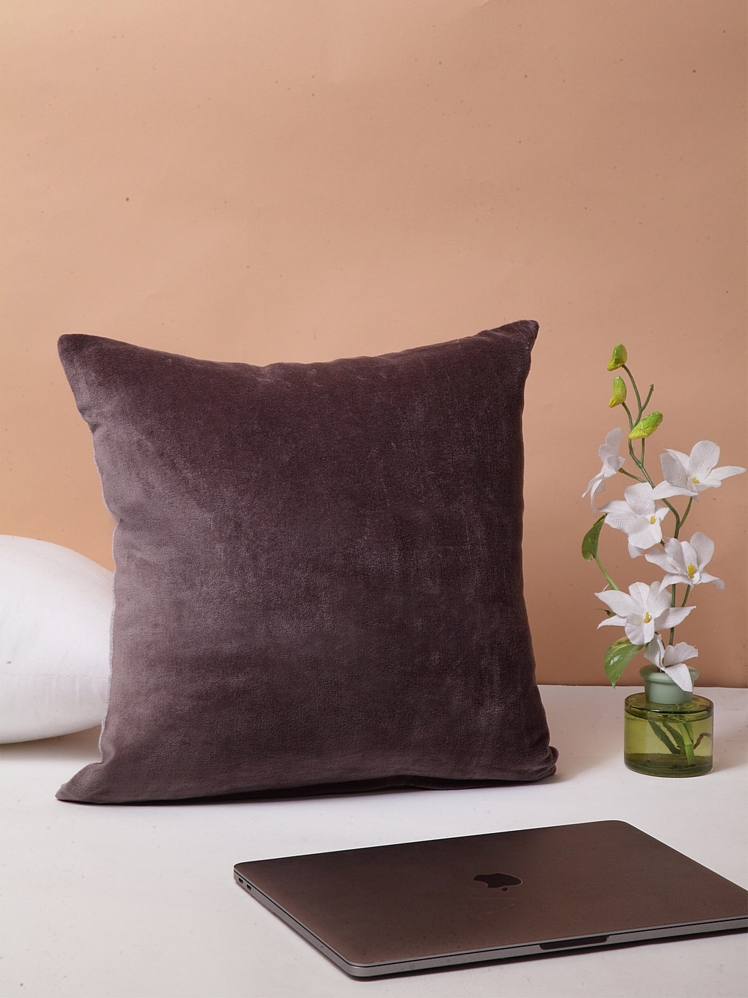 

BLANC9 Grey & Brown Single Solid Square Cushion Cover