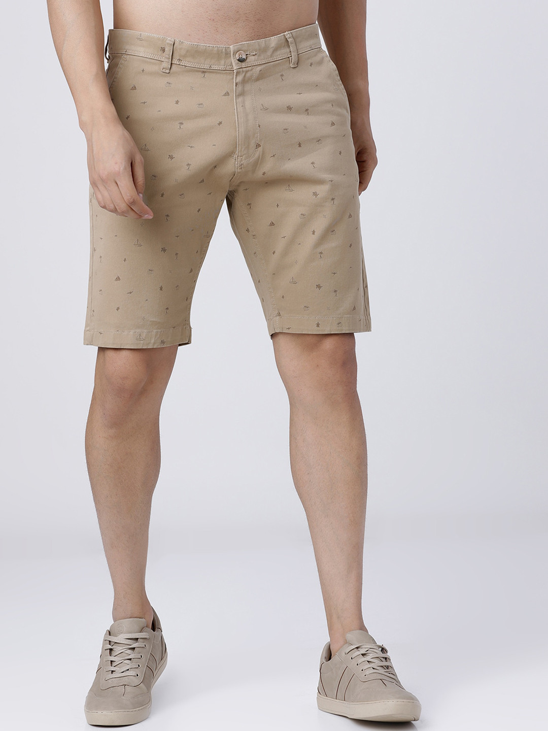 

HIGHLANDER Men Beige Printed Slim Fit Regular Shorts