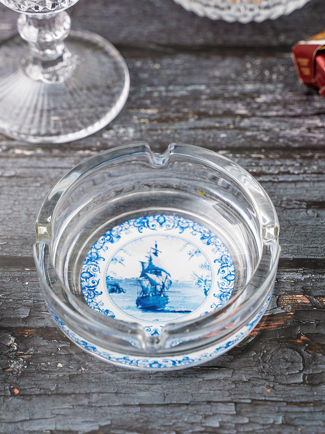 

KOLOROBIA Transparent & White Delftware Dutch Pottery Print Ashtray