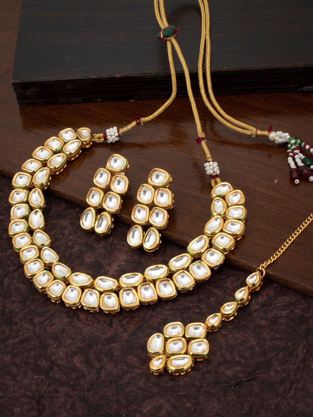 

Sukkhi Gold-Plated White Kundan-Studded Sustainable Jewellery Set