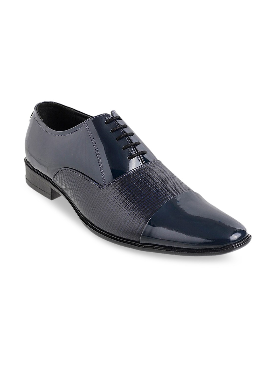 

Mochi Men Blue Textured Leather Formal Oxfords