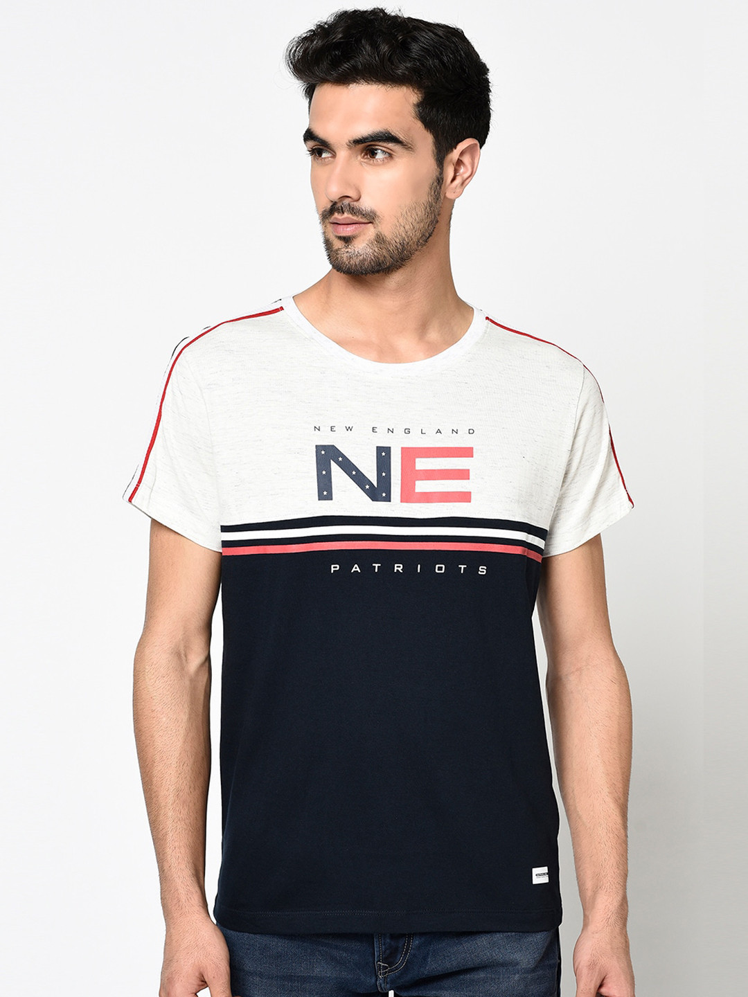 

Octave Men White & Black Printed Round Neck T-shirt