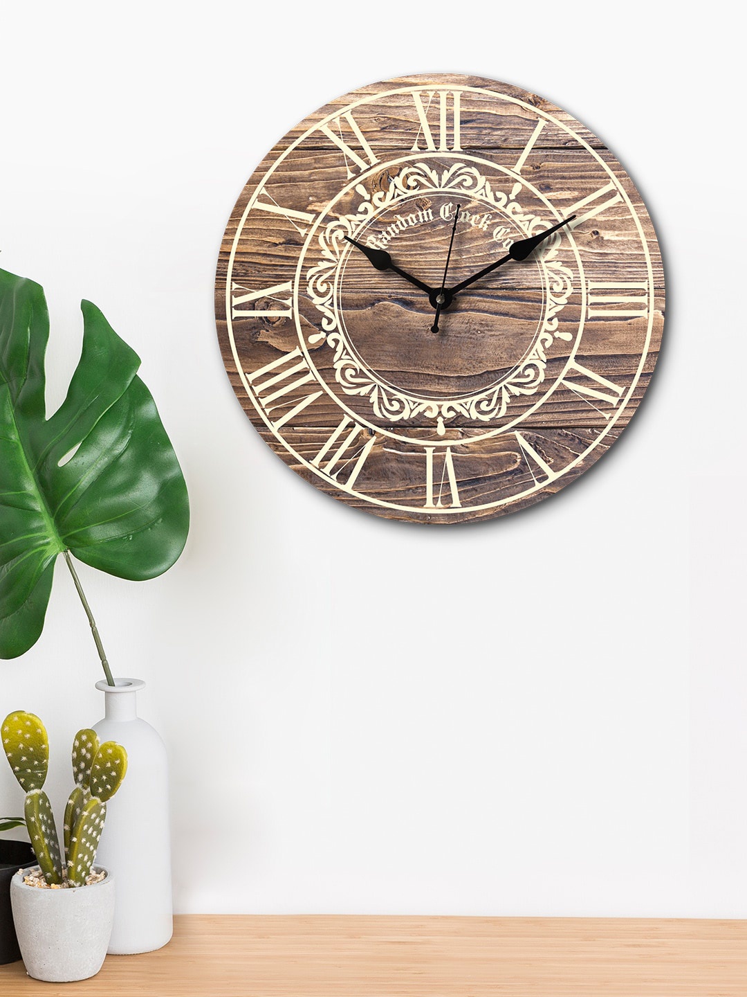 

RANDOM Brown Round Printed 29.2 cm Analogue Wall Clock