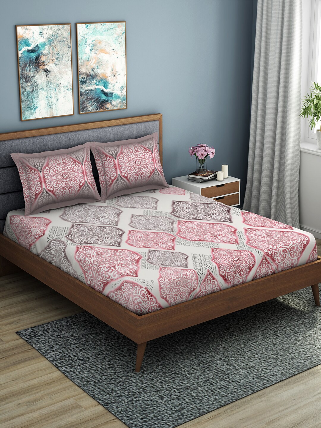 

SPACES Solesto Hygro Grey & Red Ethnic Motifs 210 TC Cotton 1 King Bedsheet with 2 Pillow Covers