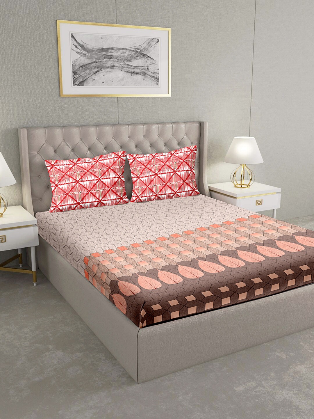 

BELLA CASA Brown & Pink Geometric 124 TC Cotton 1 King Bedsheet with 2 Pillow Covers