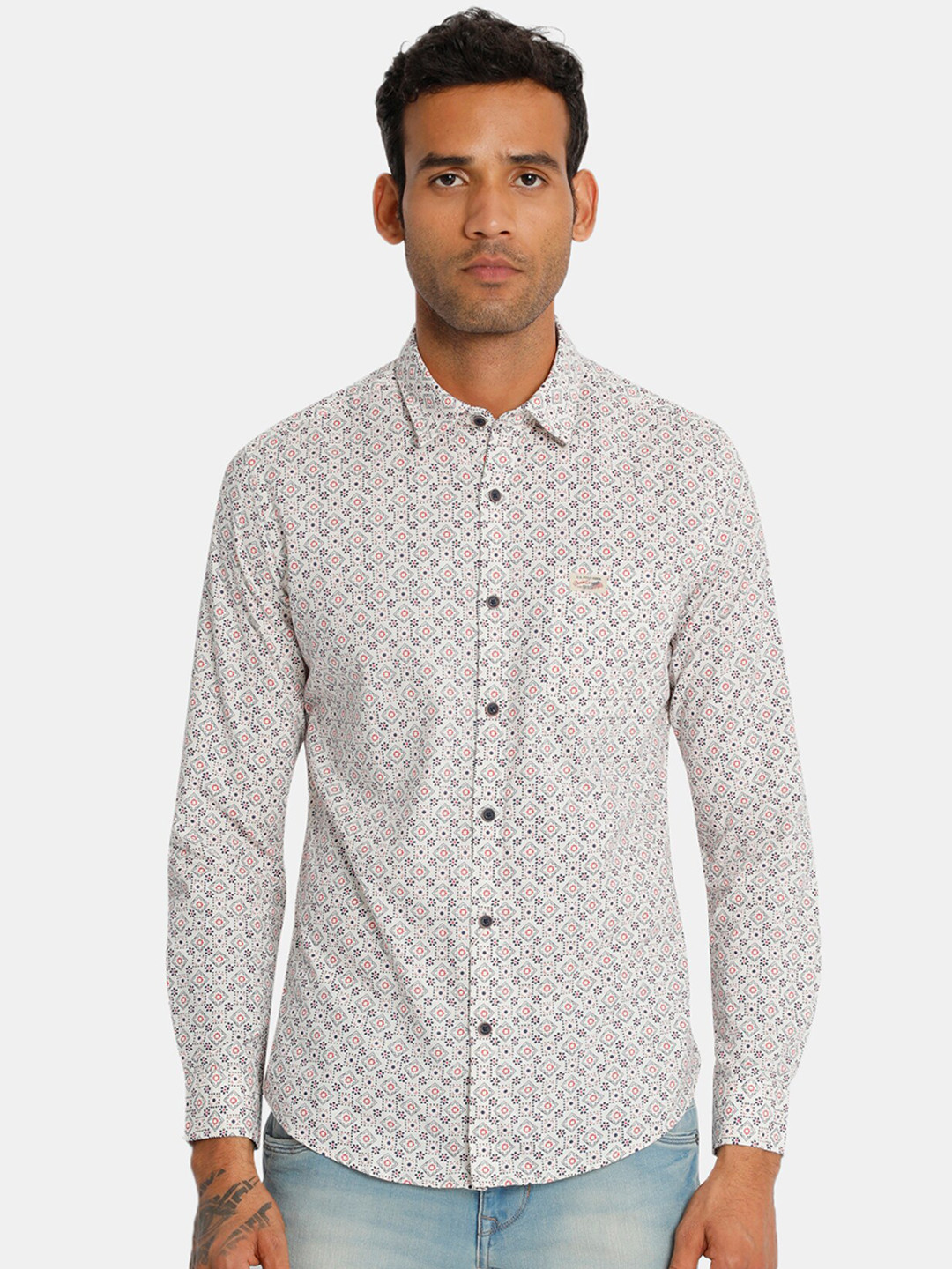 

U.S. Polo Assn. Denim Co. Men Off-White Regular Fit Printed Casual Shirt