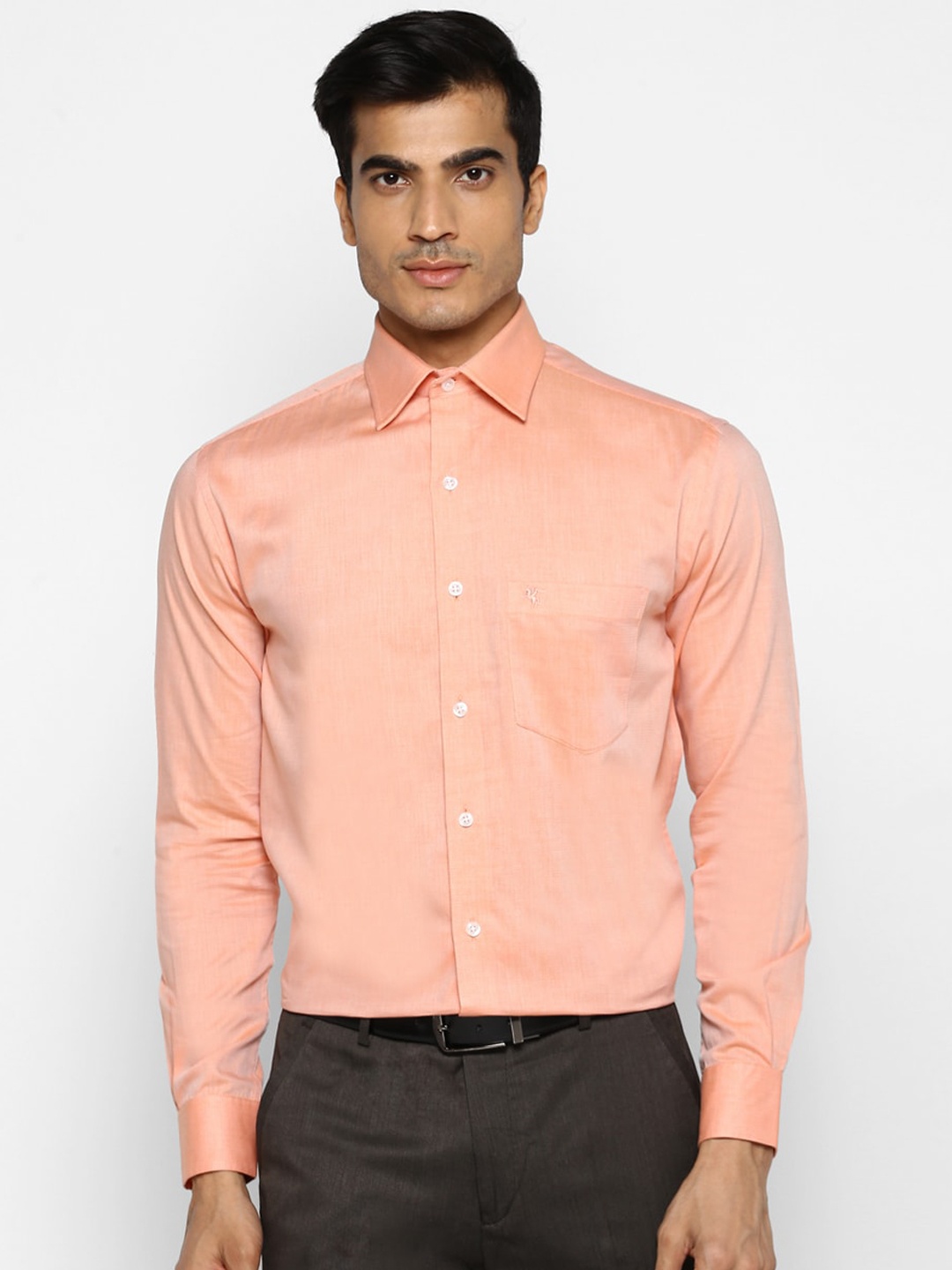 

Cantabil Men Peach-Coloured Regular Fit Solid Pure Cotton Formal Shirt