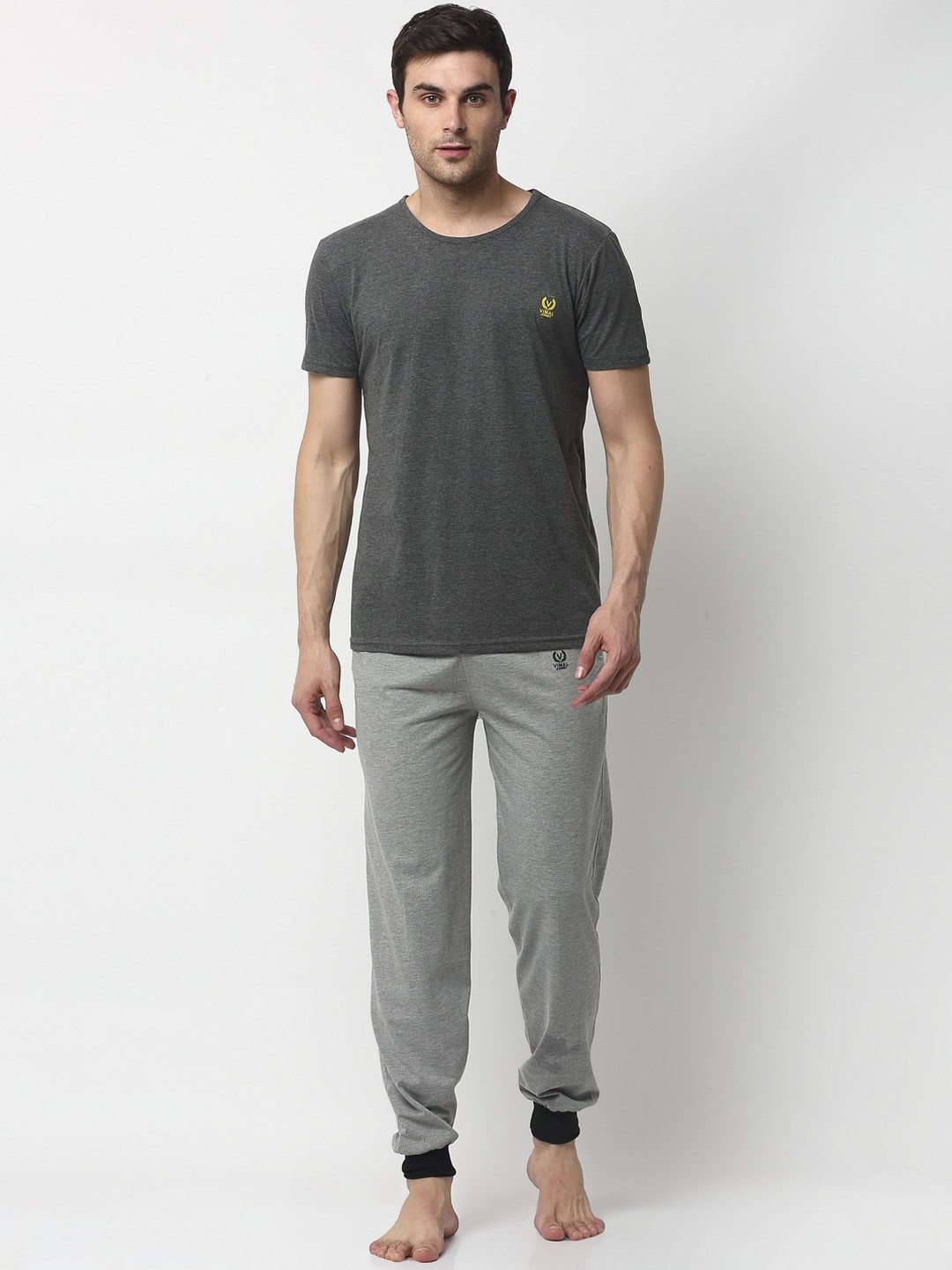 

VIMAL JONNEY Men Grey Solid Night suit