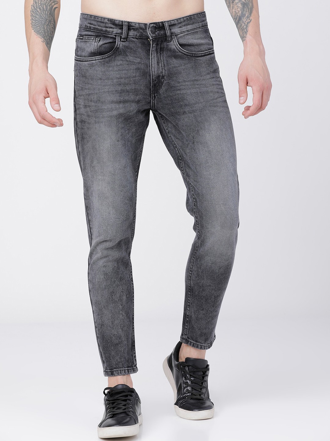 

HIGHLANDER Men Grey Tapered Fit Mid-Rise Clean Look Stretchable Jeans