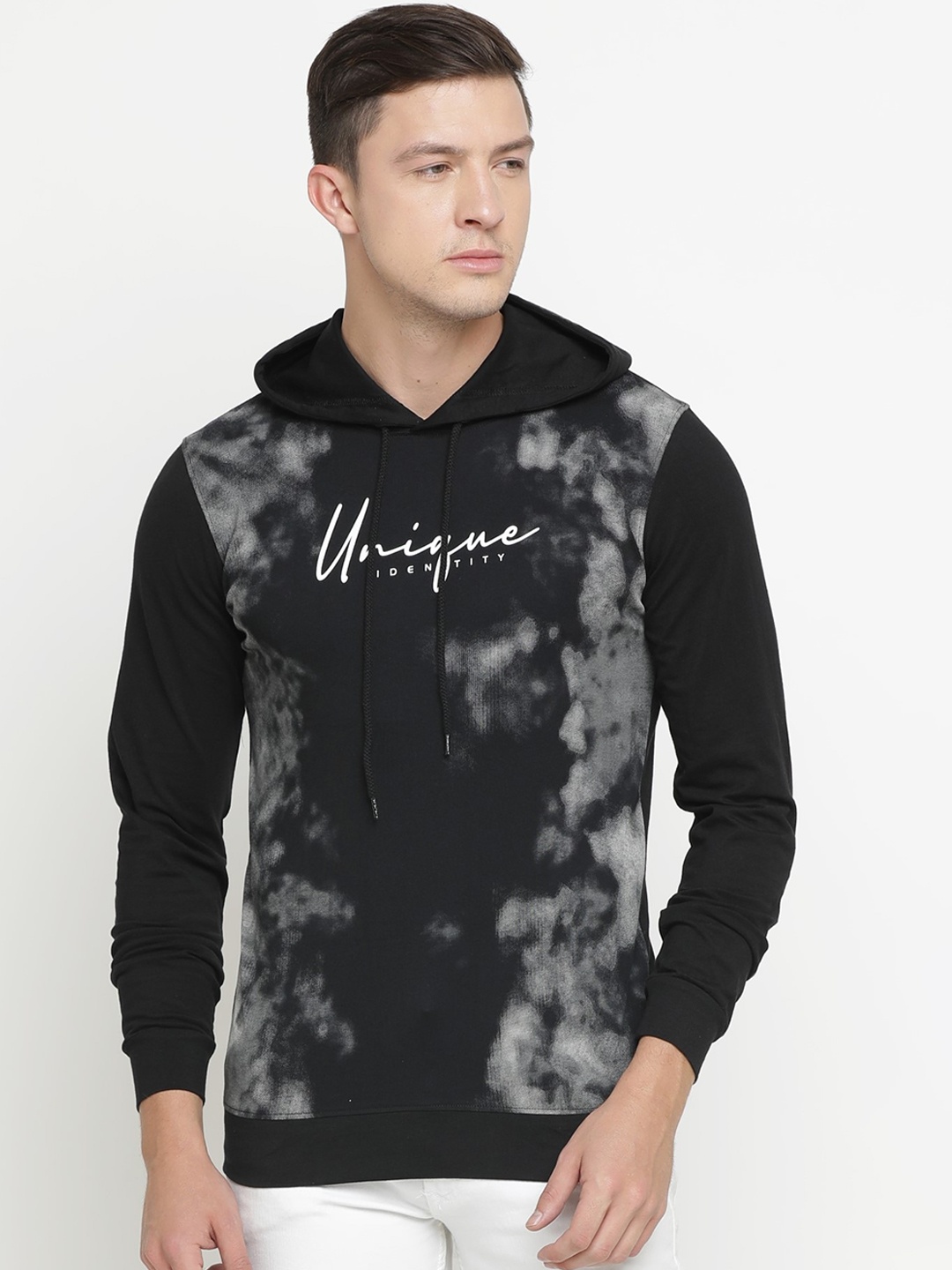 

Maniac Men Black Printed Hood T-shirt